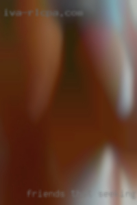Friends that seeking are discreet near Denver.