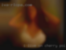 I live on cherry point women with my horny aunt.