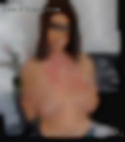 Into nude from meeting for coffee first.
